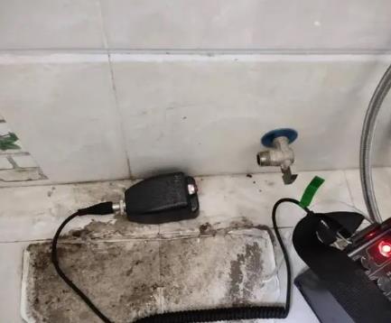 白山市屋顶漏水维修公司分享下卫生间漏水的危害及解决方法